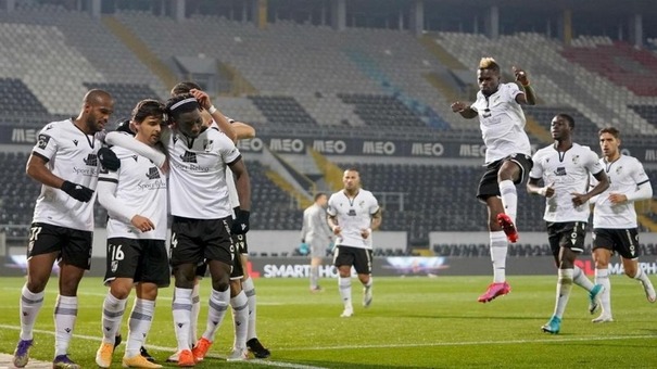 Nhận định Floriana vs Guimaraes 0h00 ngày 26/7 (Conference League 2024/25). Hãy đến F8BET cá cược bóng đá .